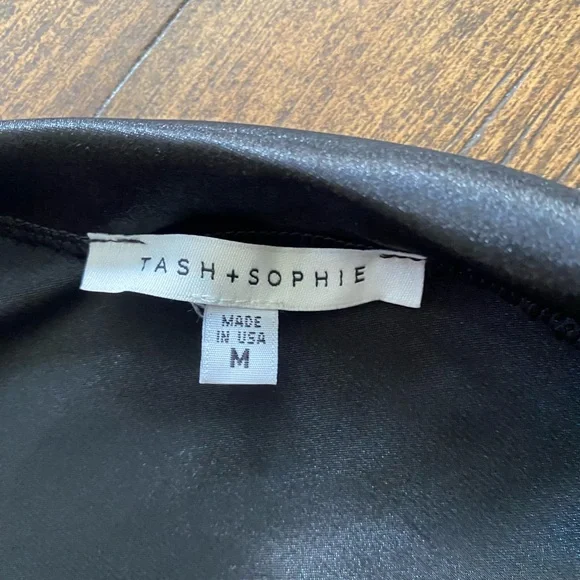 Three piece bundle. Two pair pants one skirt Size M. NWOT - Picture 8 of 8